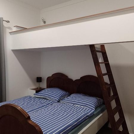 Penzion Litohlavy 17 - Na Samote U Lesa Králŭv Dvŭr Exterior foto